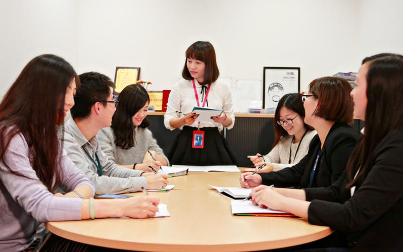 潮州留學(xué)中介公司,去英國找哪家比較好